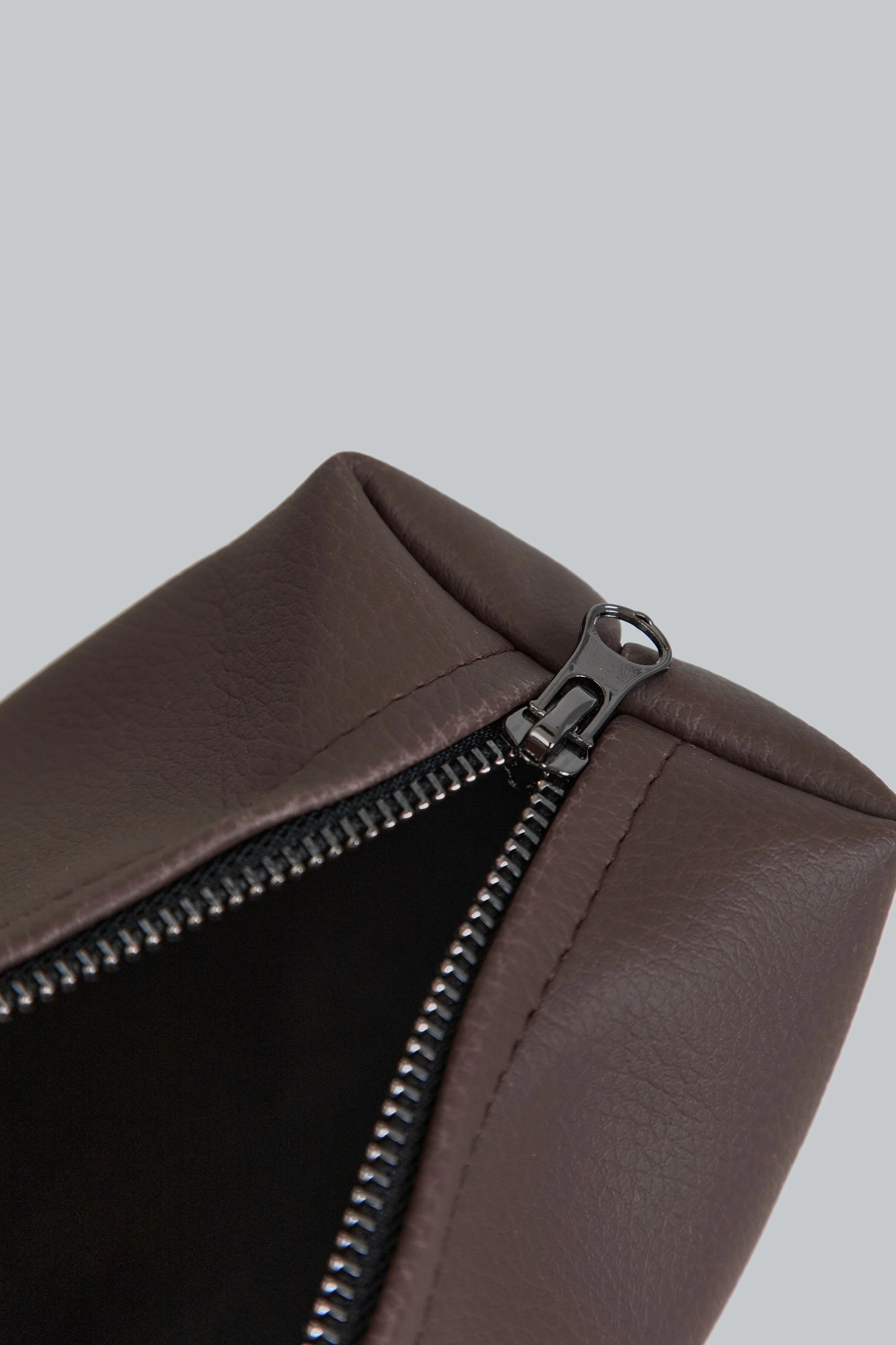 Косметичка СOSMETIC BAG - коричнева