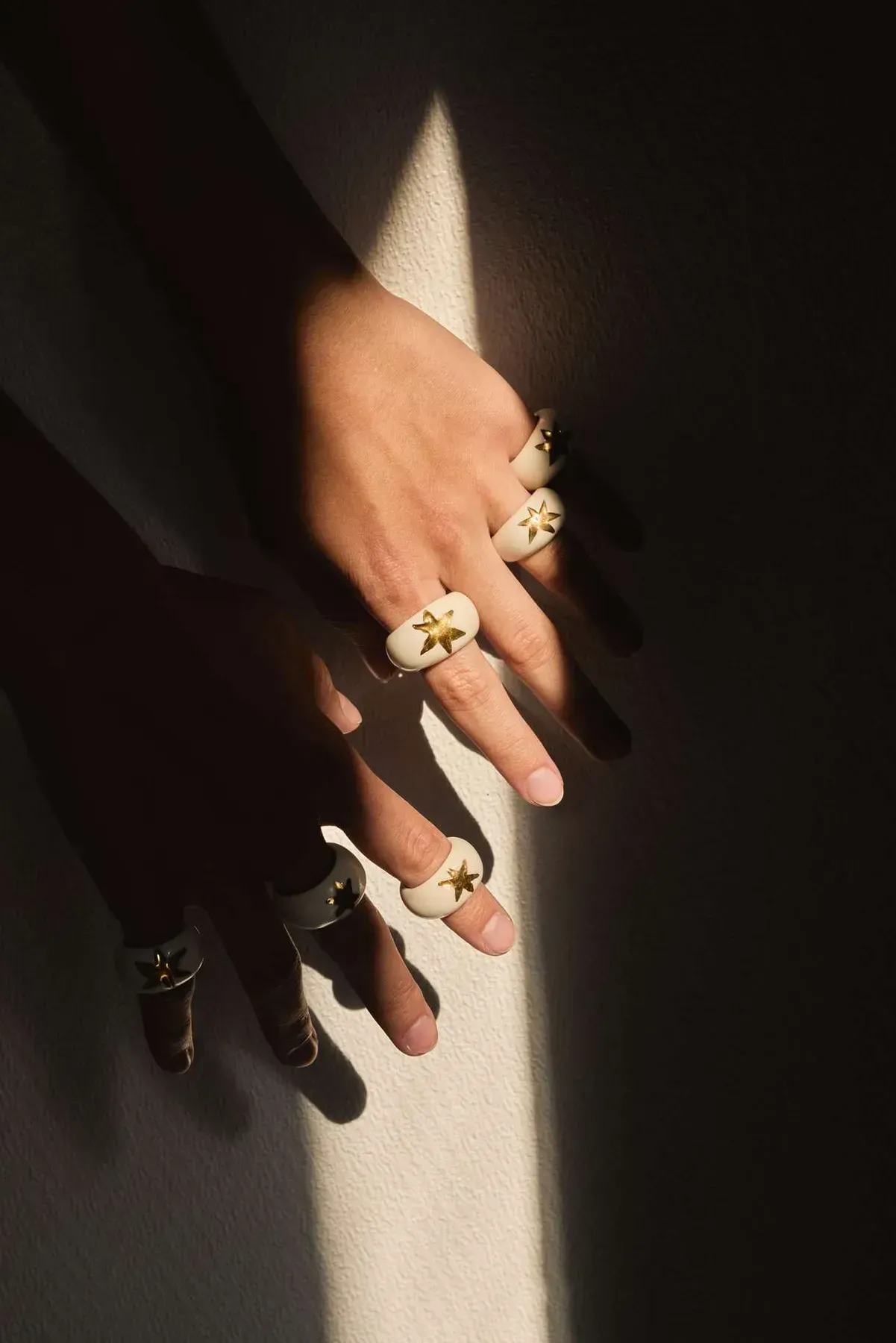 Каблучка з порцеляни «Зірка» біла з золотом