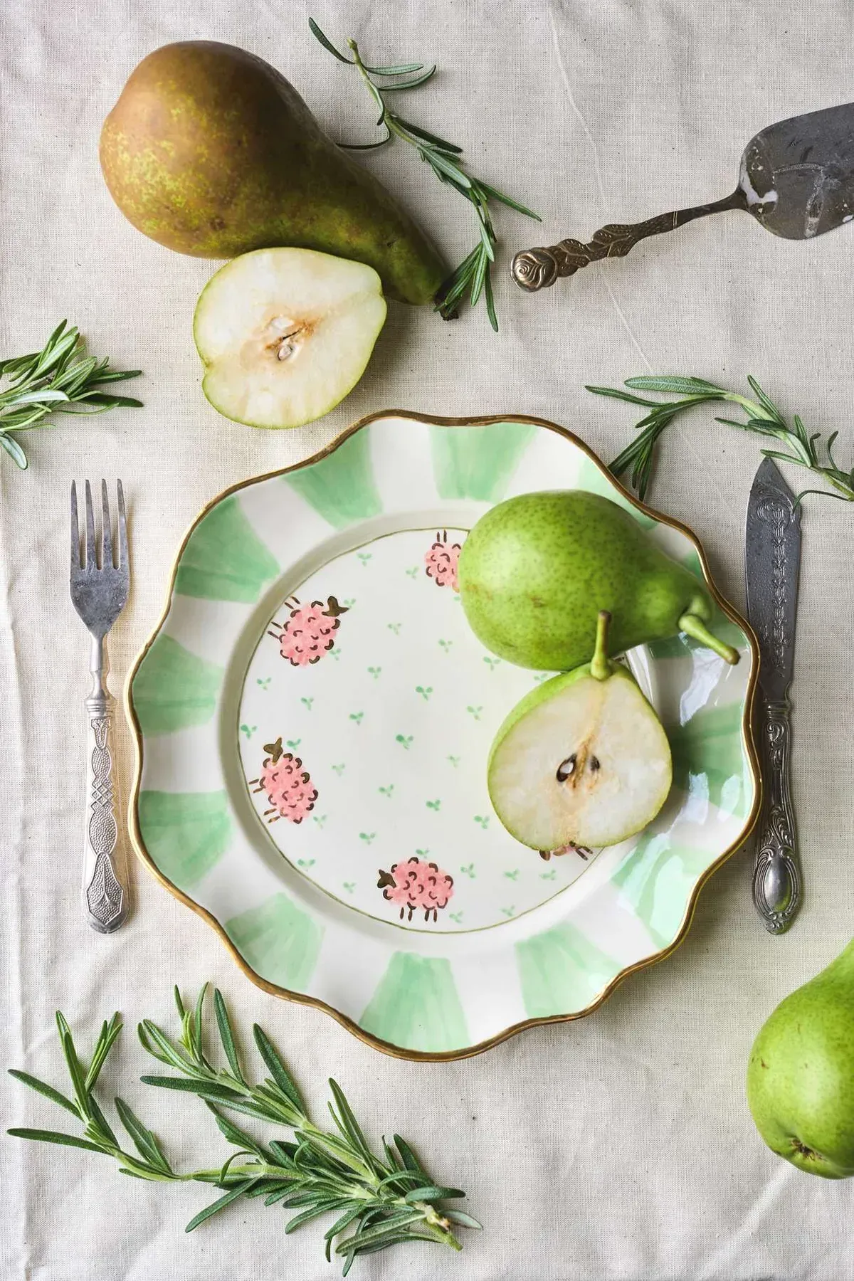 Тарілка "Стефчині вівці" з порцеляни