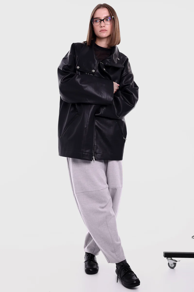 Шкіряна куртка CAROLINE чорна