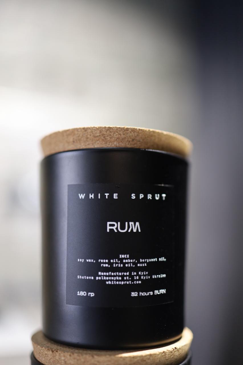 Парфумована свічка Rum – White Sprut
