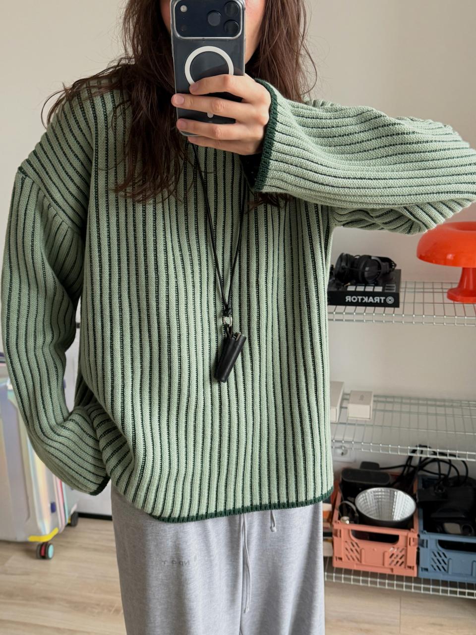 Двосторонній светр зелений — HUMENYUK