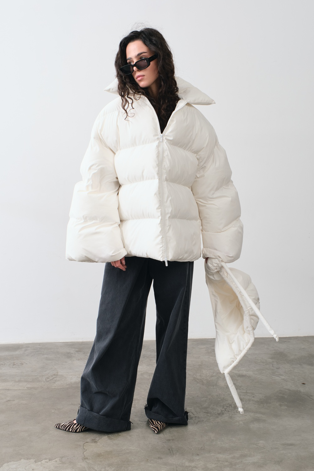 Пуховик «Embrace» молочний