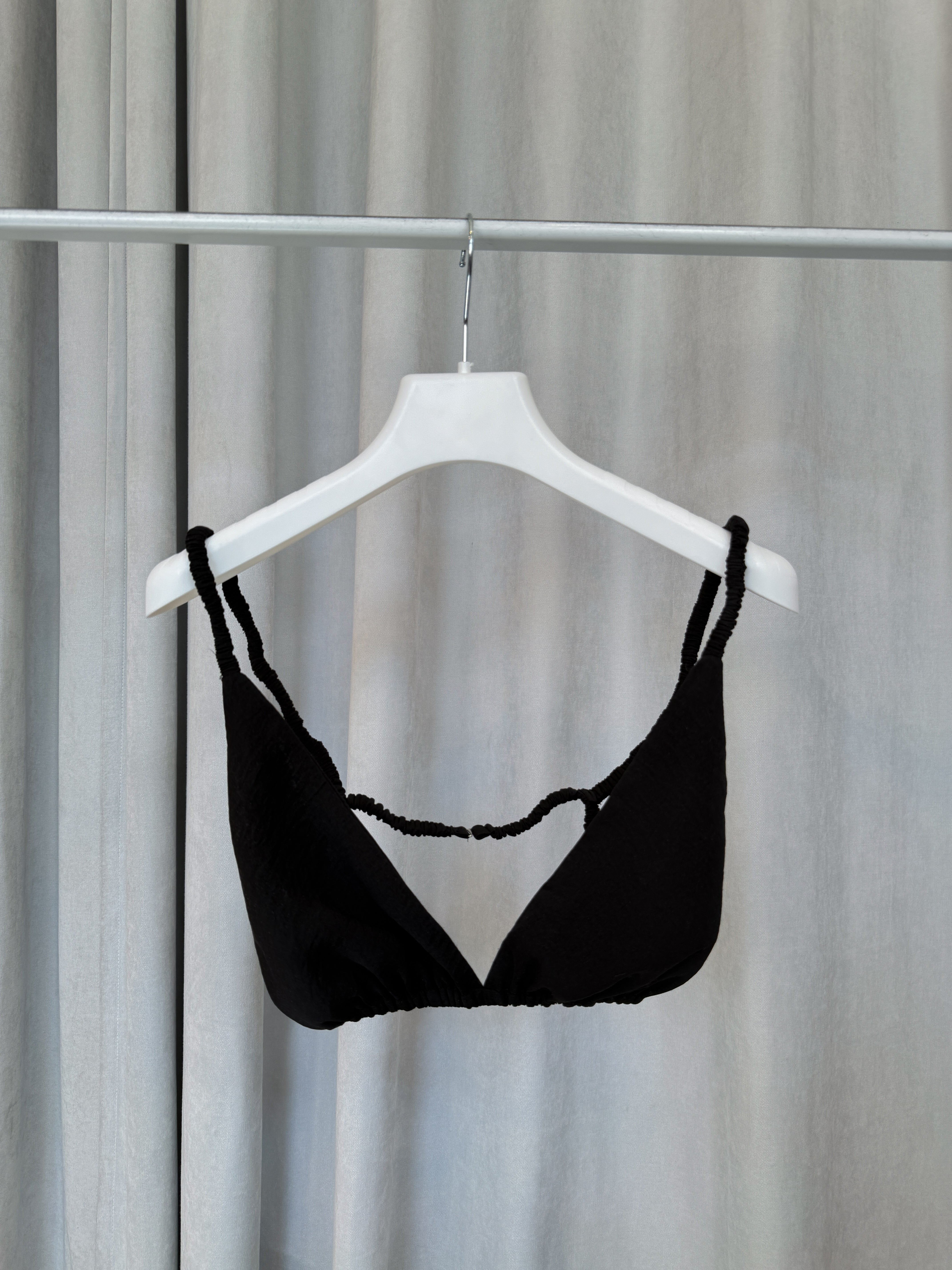 Чорний топ Muse