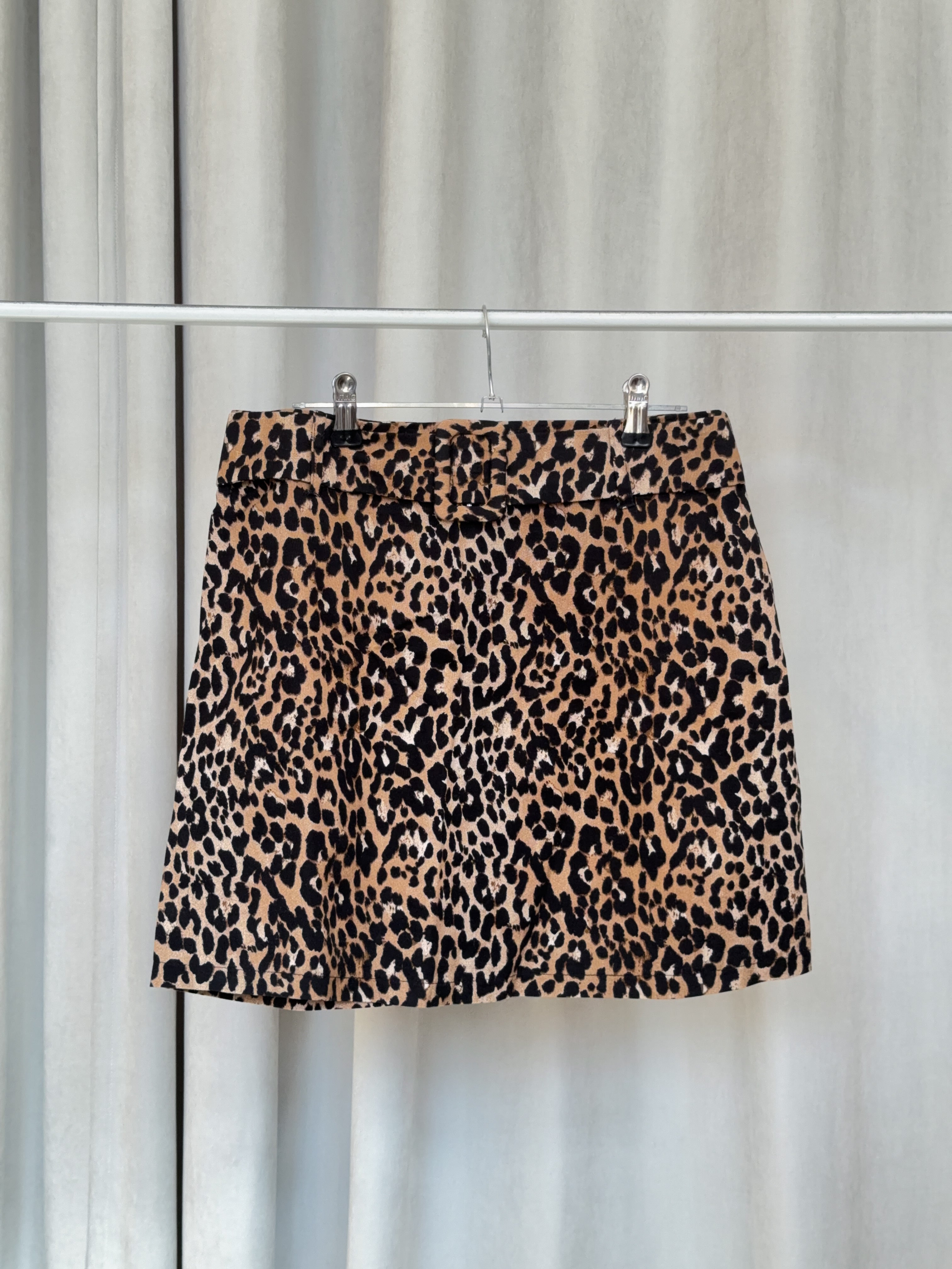 Леопардова міні спідниця