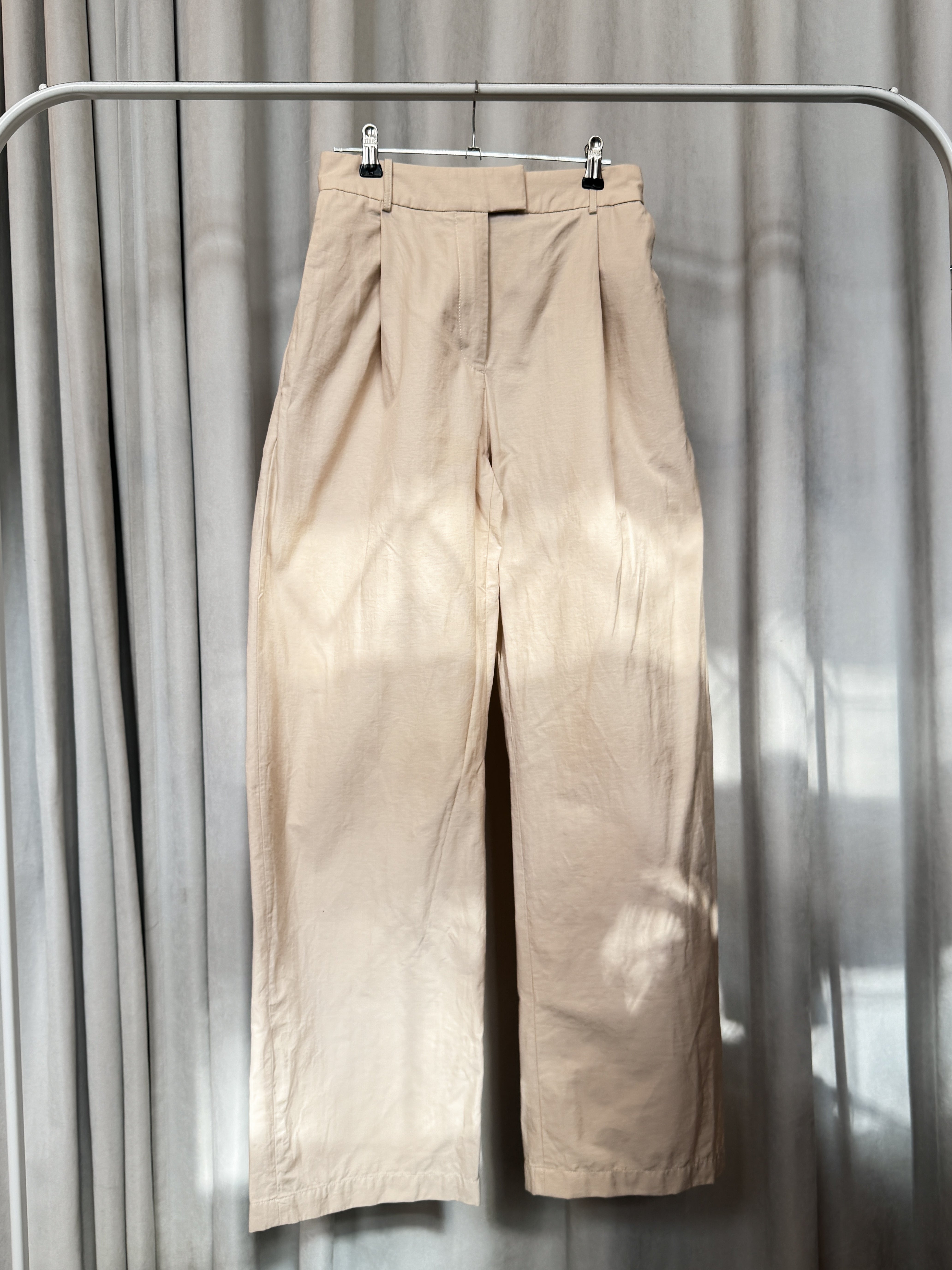 Штани бежеві