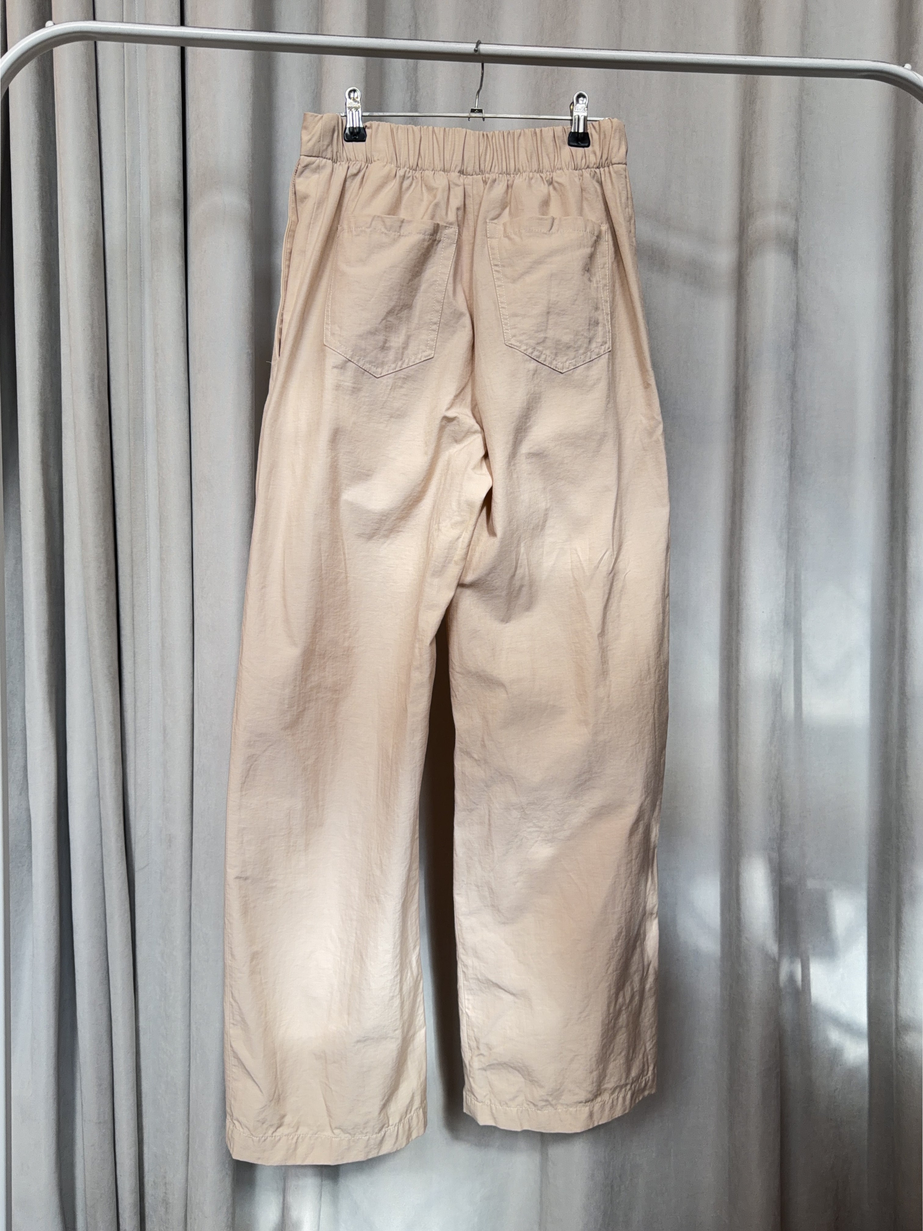 Штани бежеві