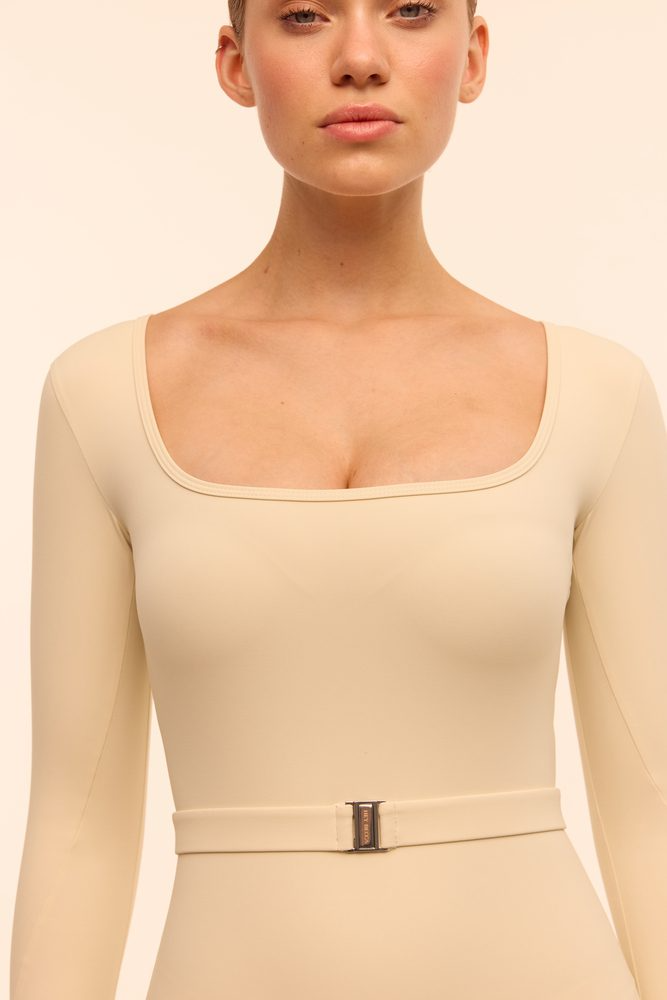 Комбінезон з поясом Ophelia молочний