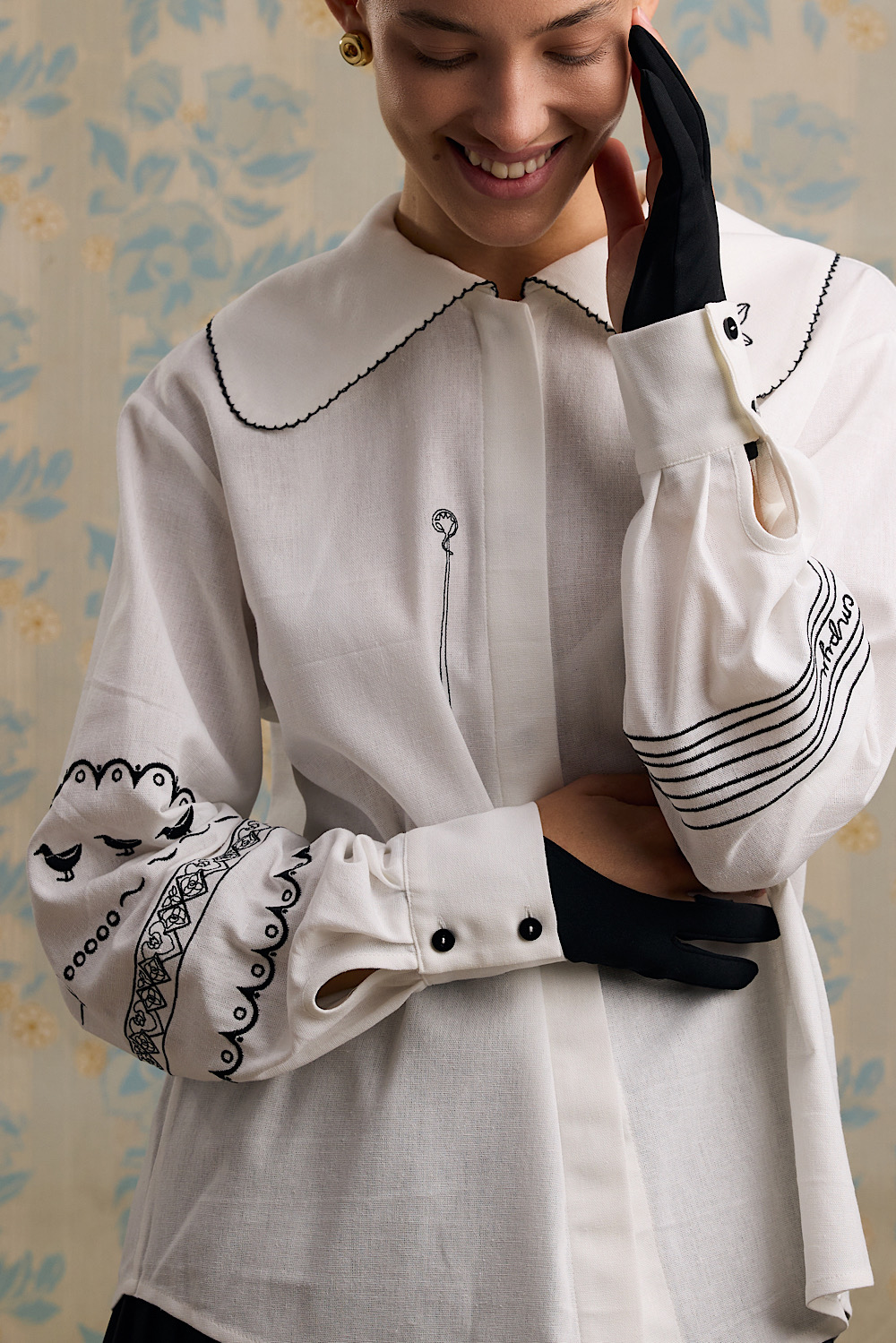 Біла вишита сорочка "Леся"