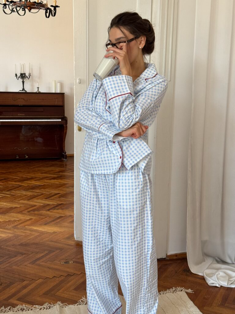 Піжама з фланелі у клітинку блакитна з бордовим кантом