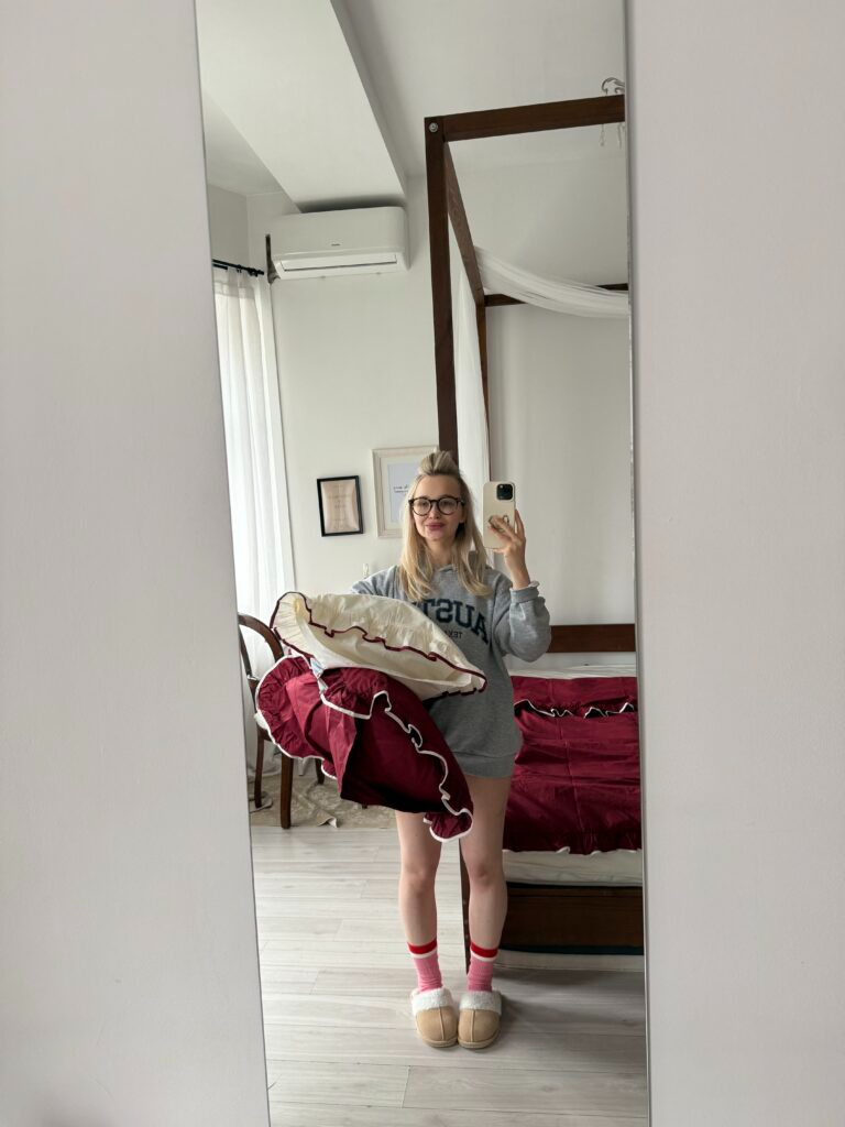 Постільна білизна Бордовий ранфорс з рюшами та молочним кантом