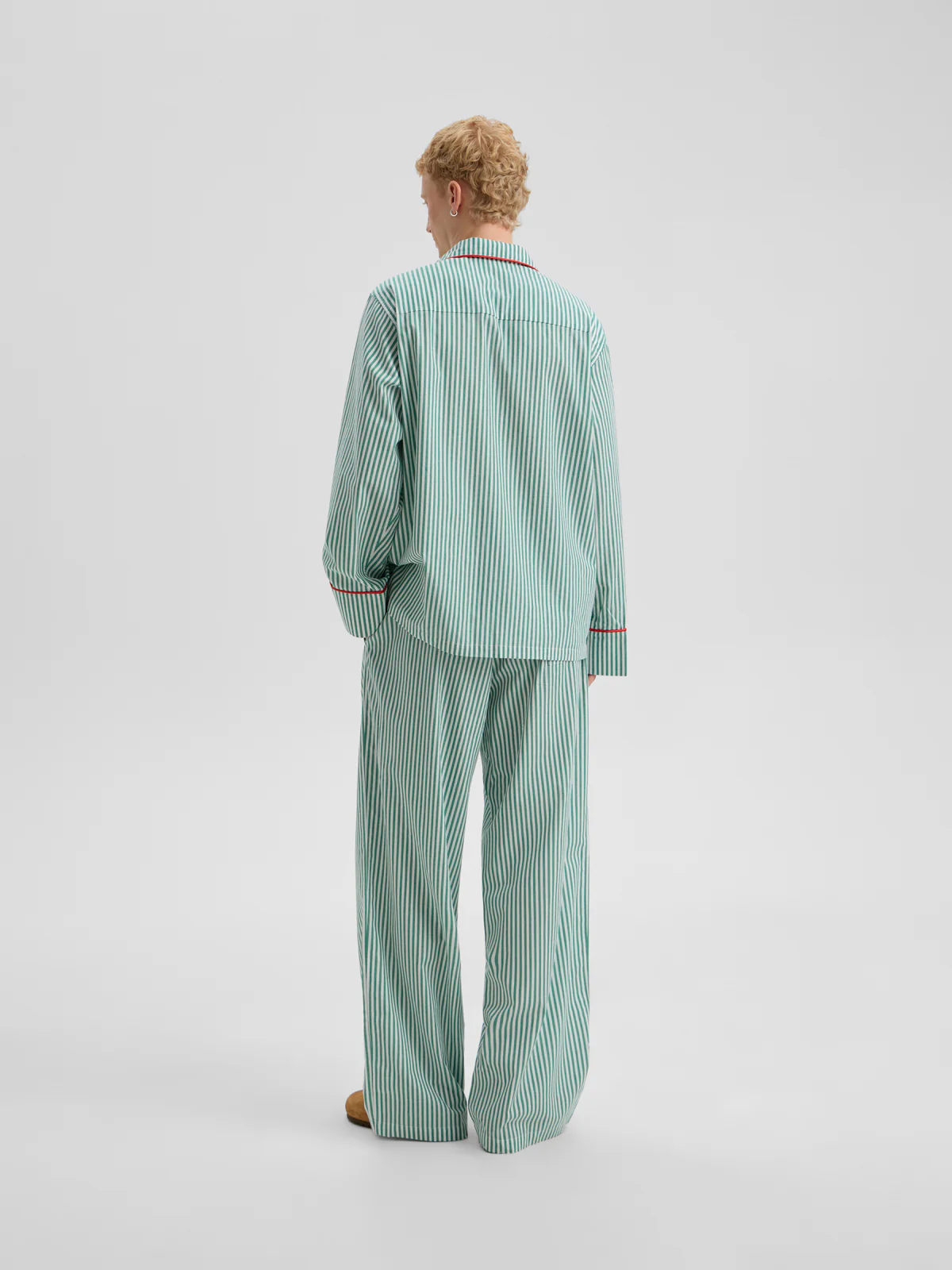 Піжамна сорочка в зелену смужку