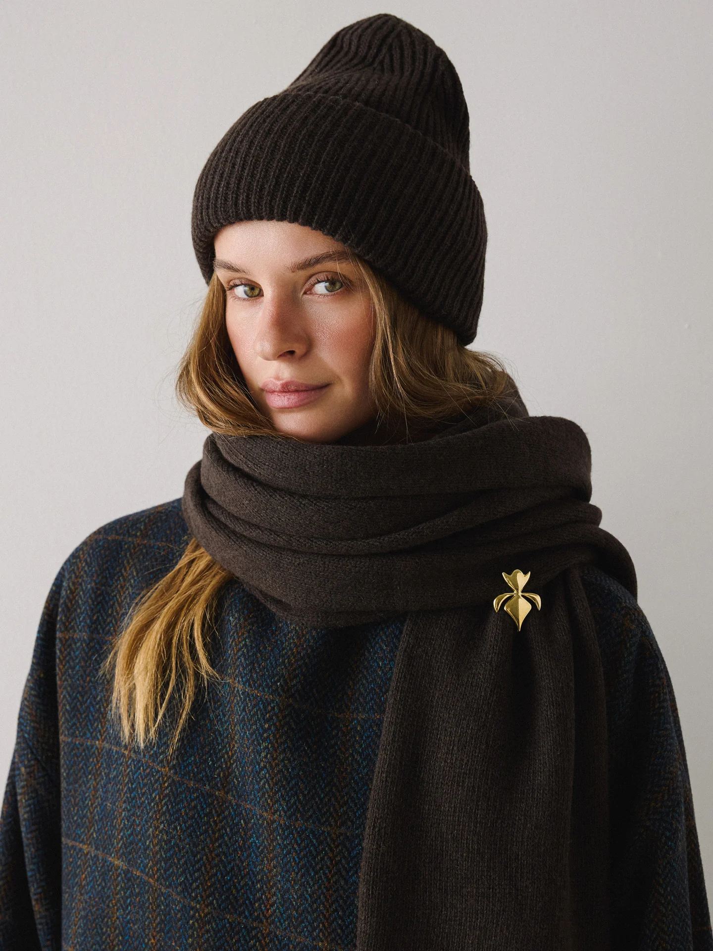 Шапка Basic з кашеміром коричнева