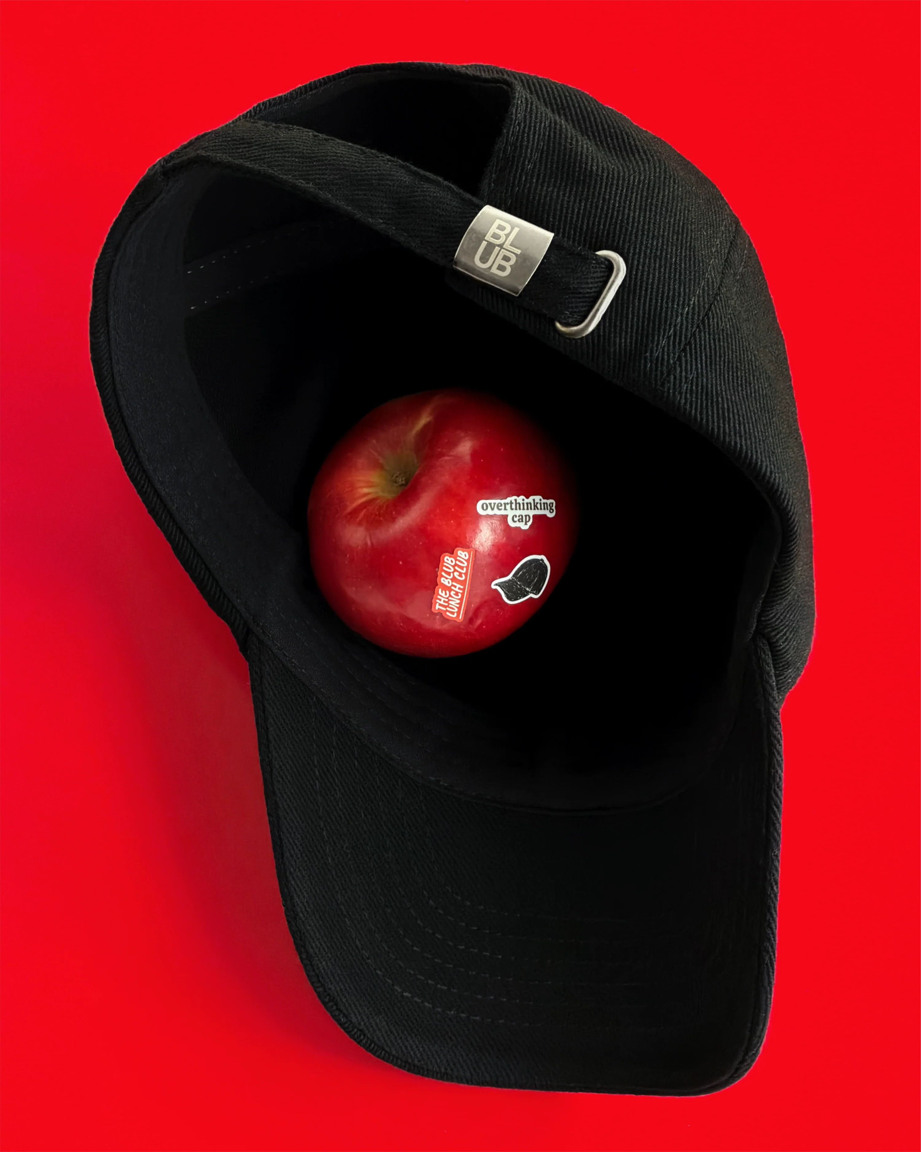 Кепка Overthinking Cap чорна