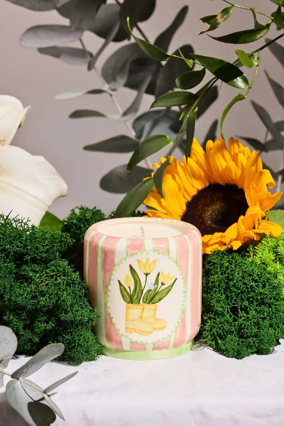 Свічка “В чагарнику”