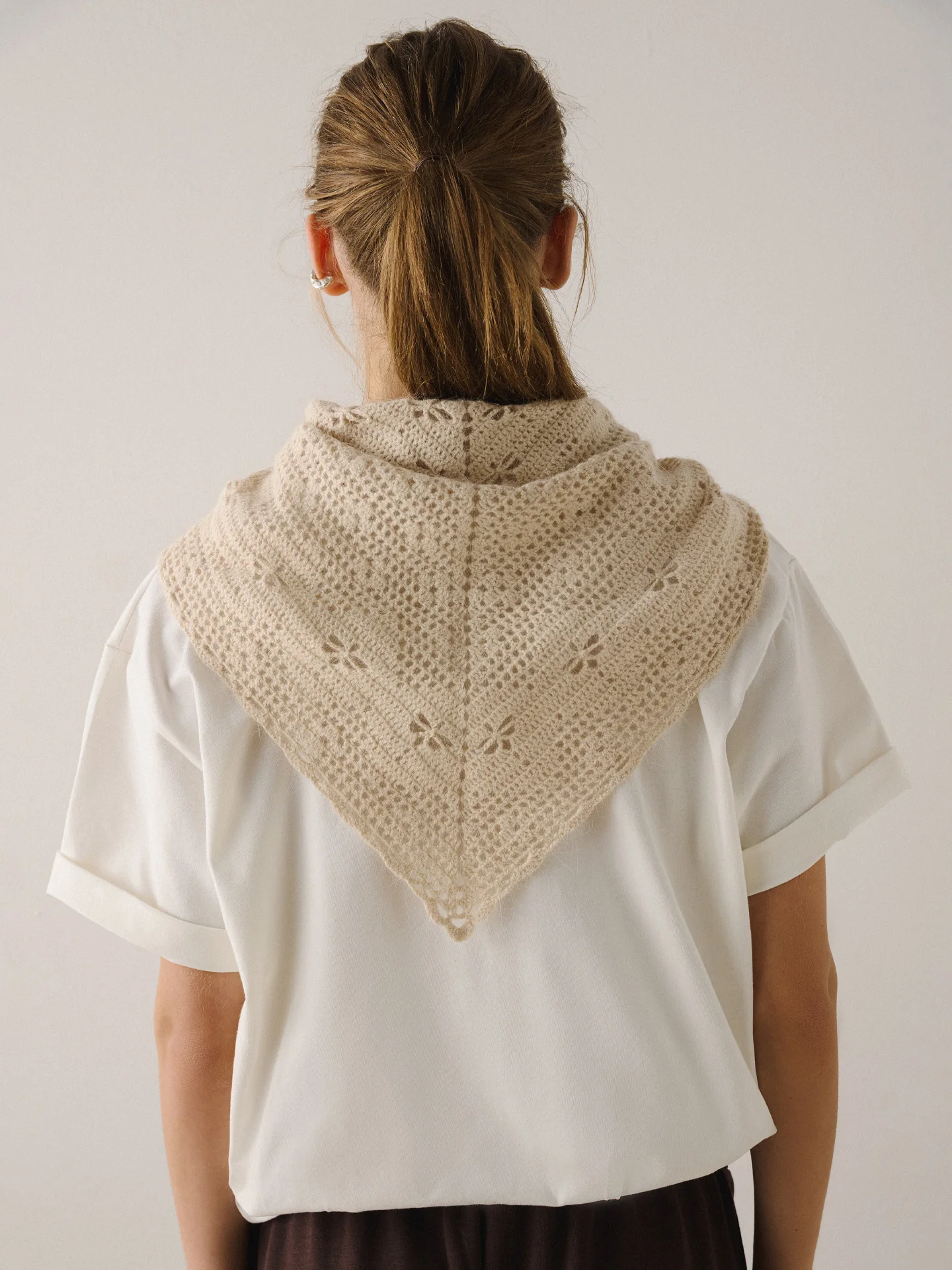 Футболка Journey біла з вишивкою