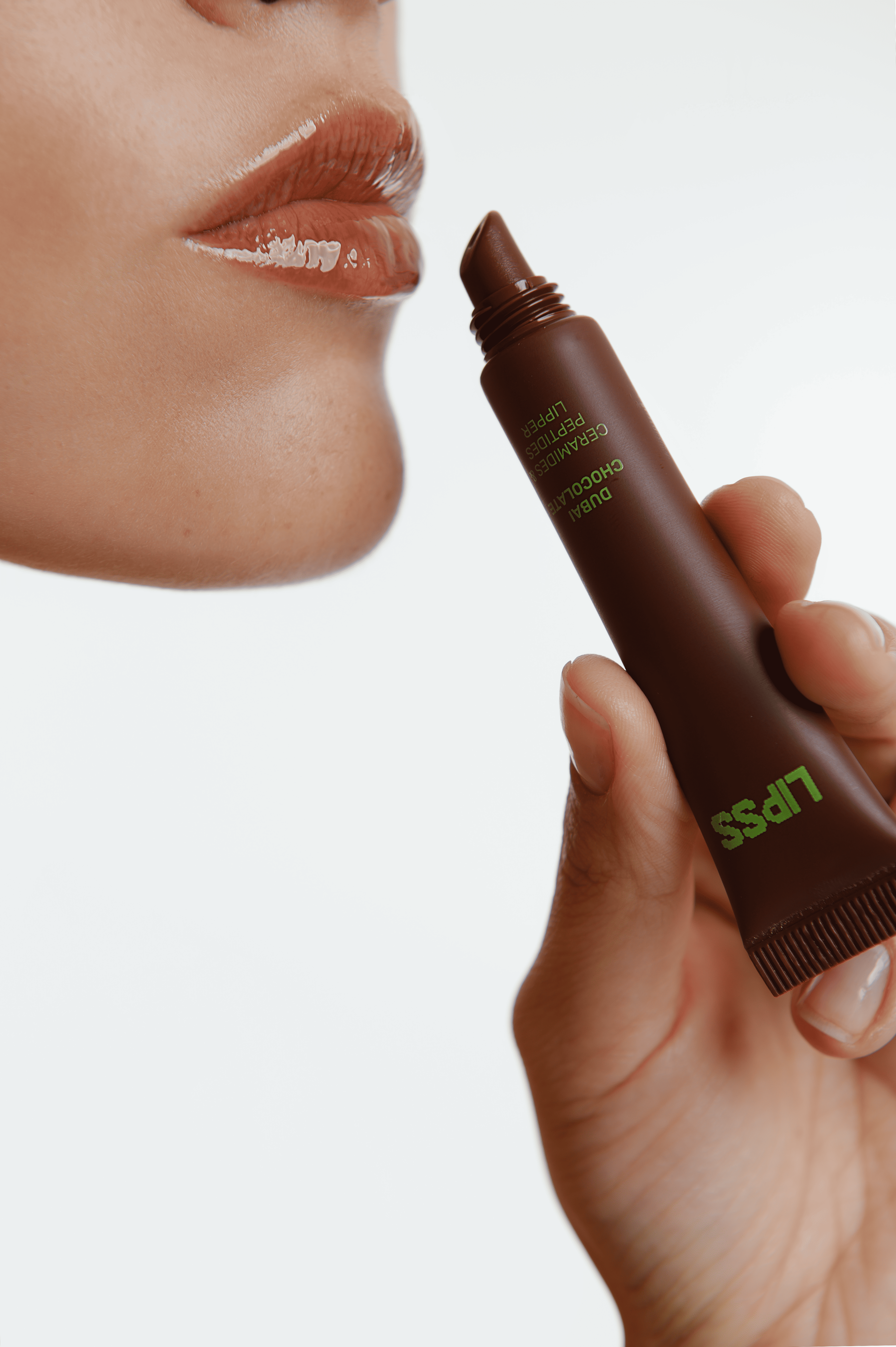 Lipper-блиск Dubai Chocolate