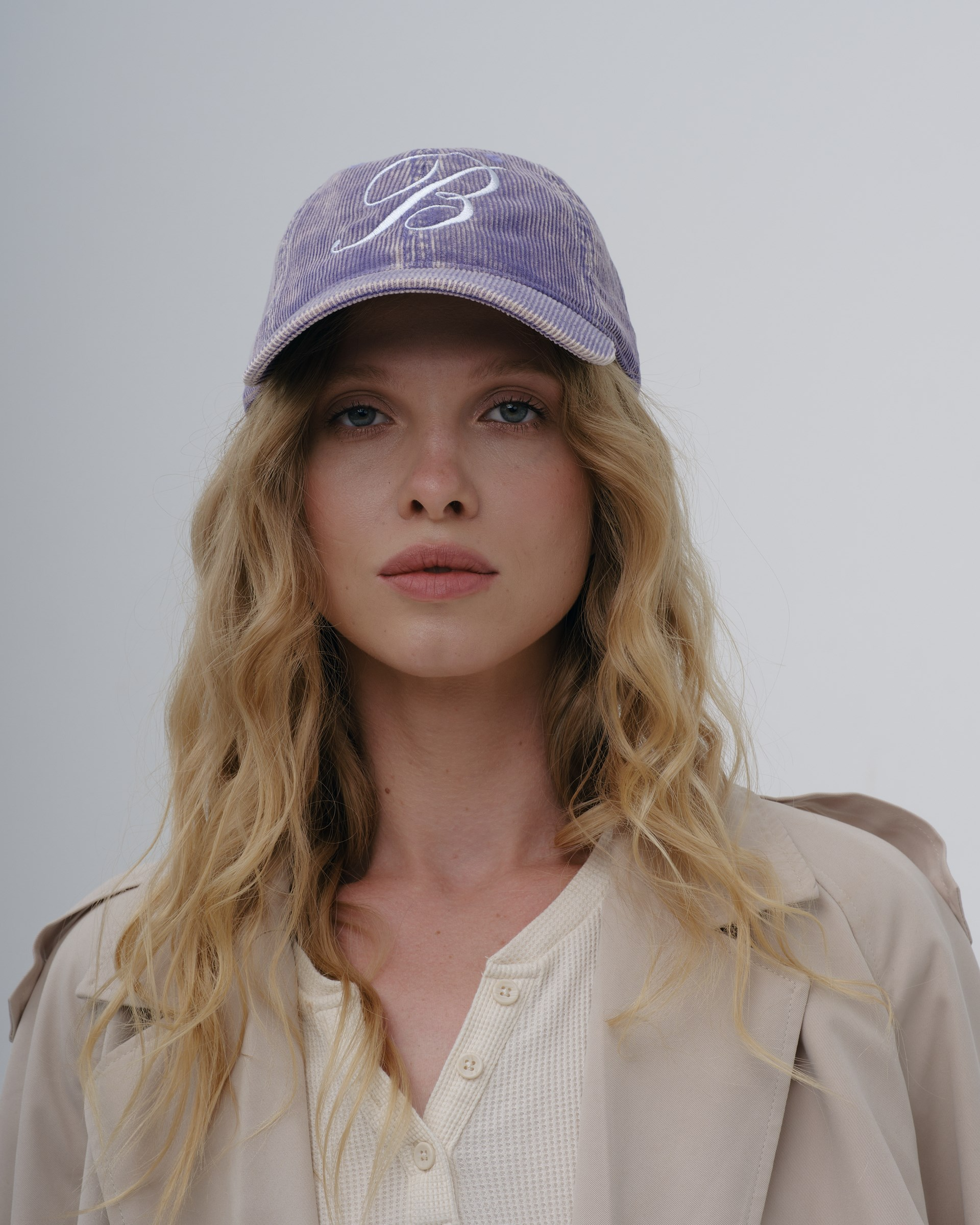 Фіолетова вельветова кепка Bitchin'