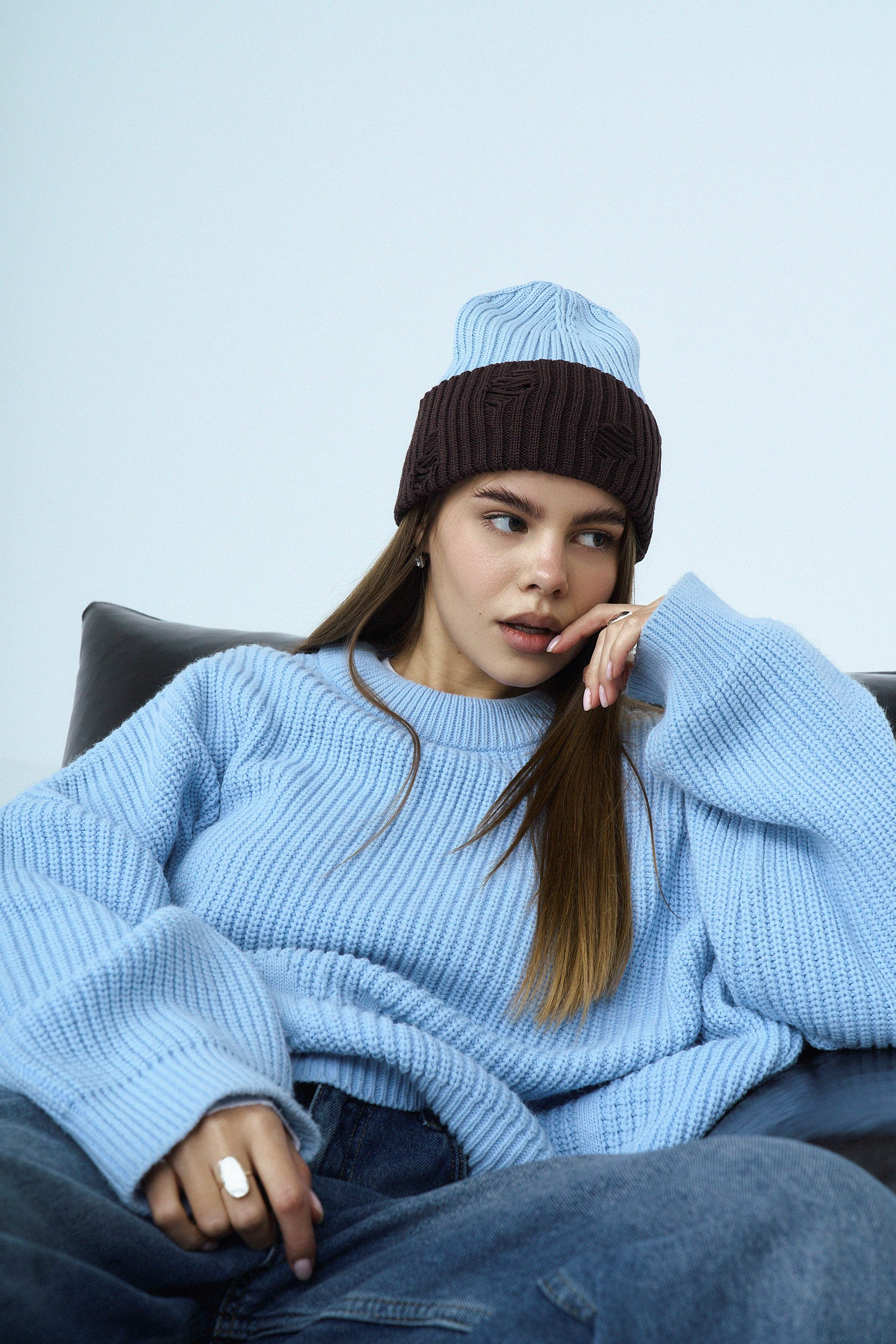 Шапка блакитно-коричнева