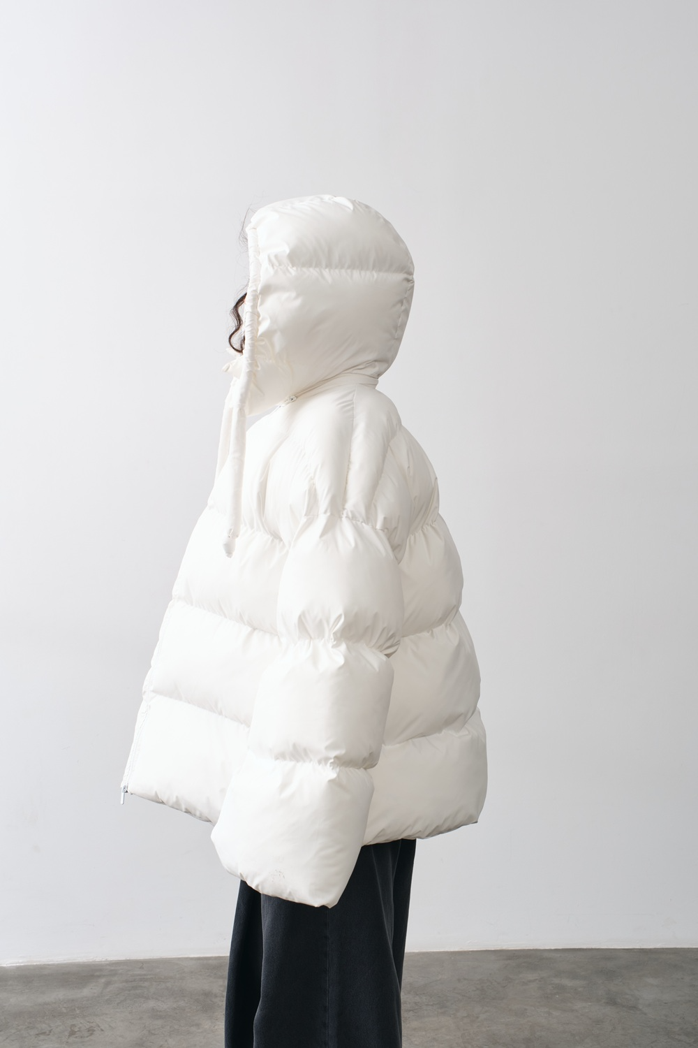 Пуховик «Embrace» молочний