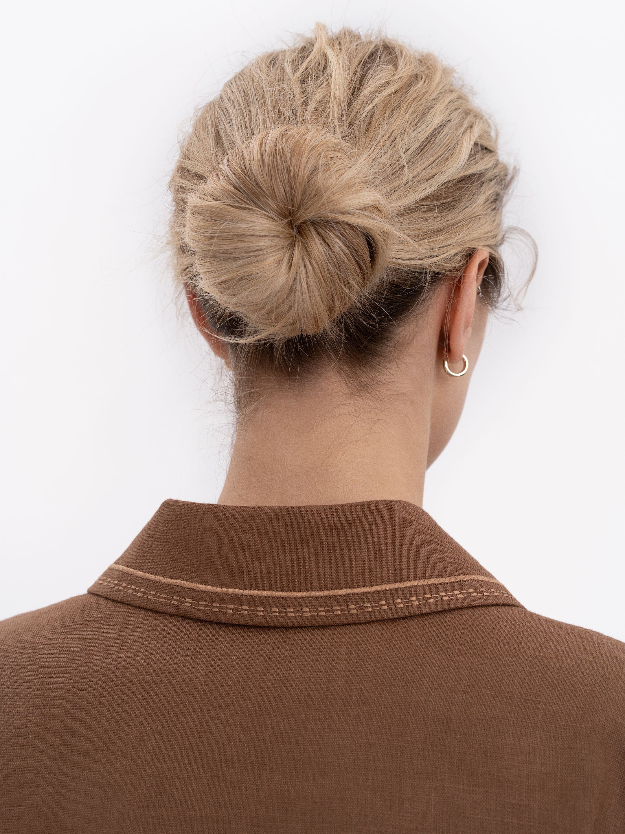 Коричнева сорочка з вишивкою в тон "Полиск"