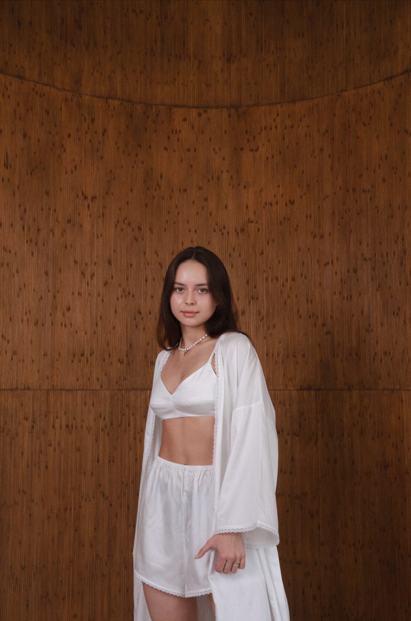 Домашній костюм білий – шорти, топ, довгий кардиган