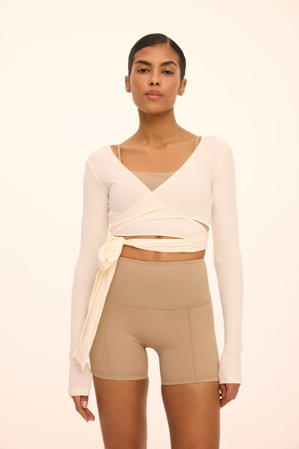 Шорти спортивні Chloe бежево-сірі