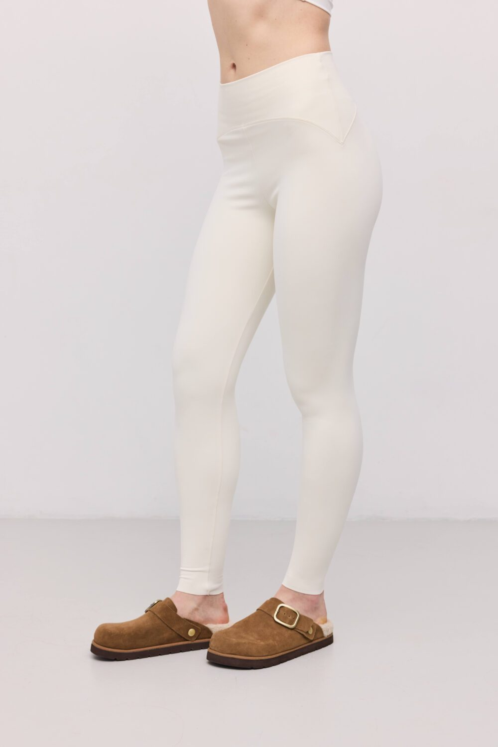 Утеплені легінси Gabbie butter молочні