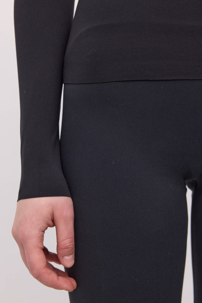 Гольф з високим горлом Grace чорний