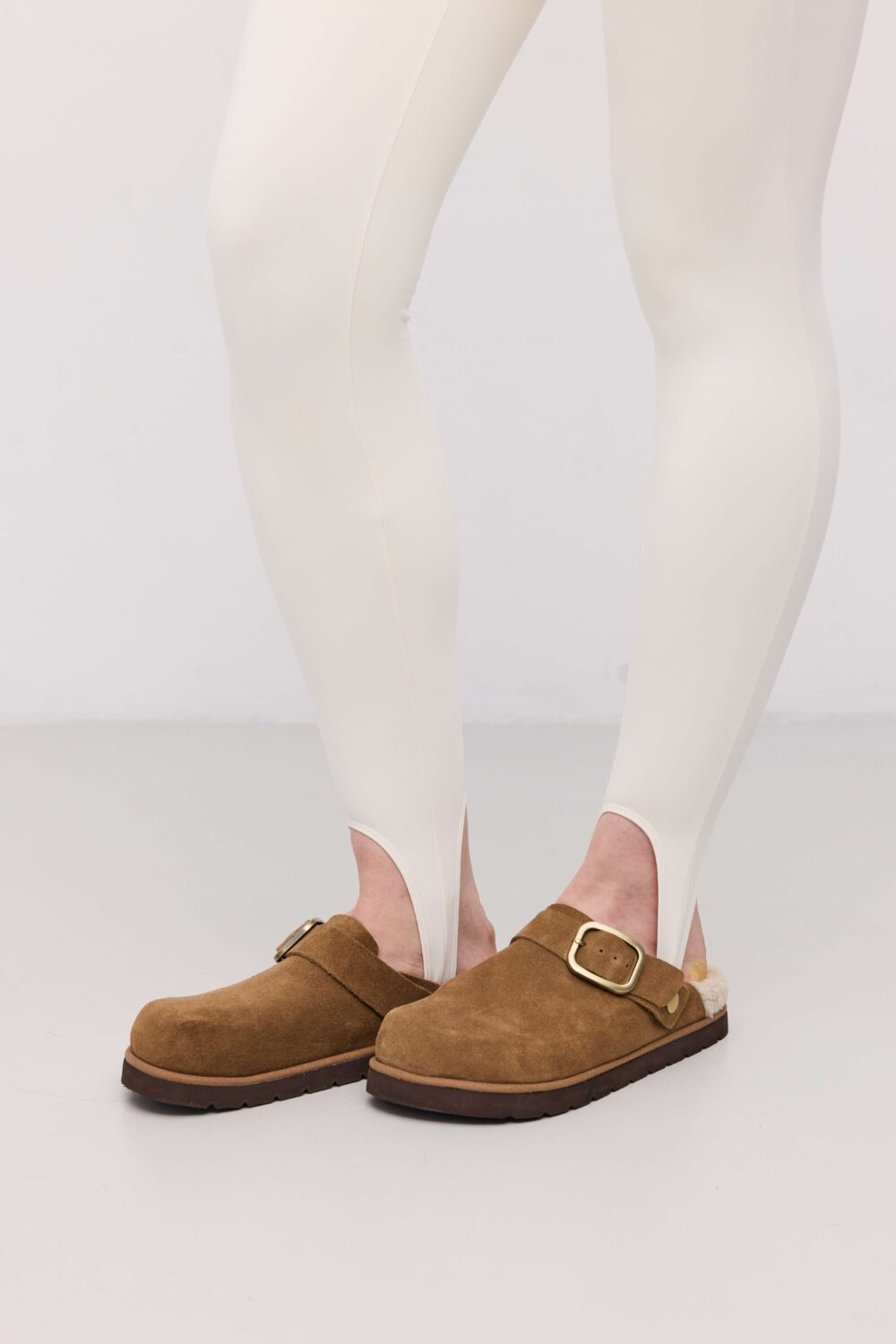 Утеплені легінси зі штрипками Naomi молочні