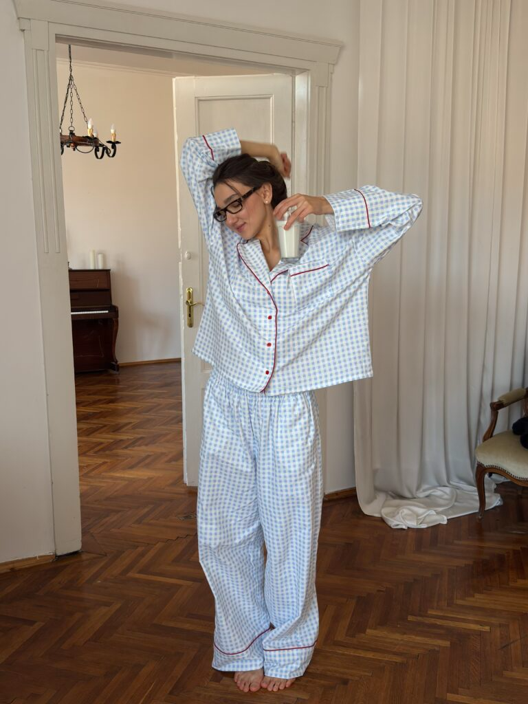 Піжама з фланелі у клітинку блакитна з бордовим кантом
