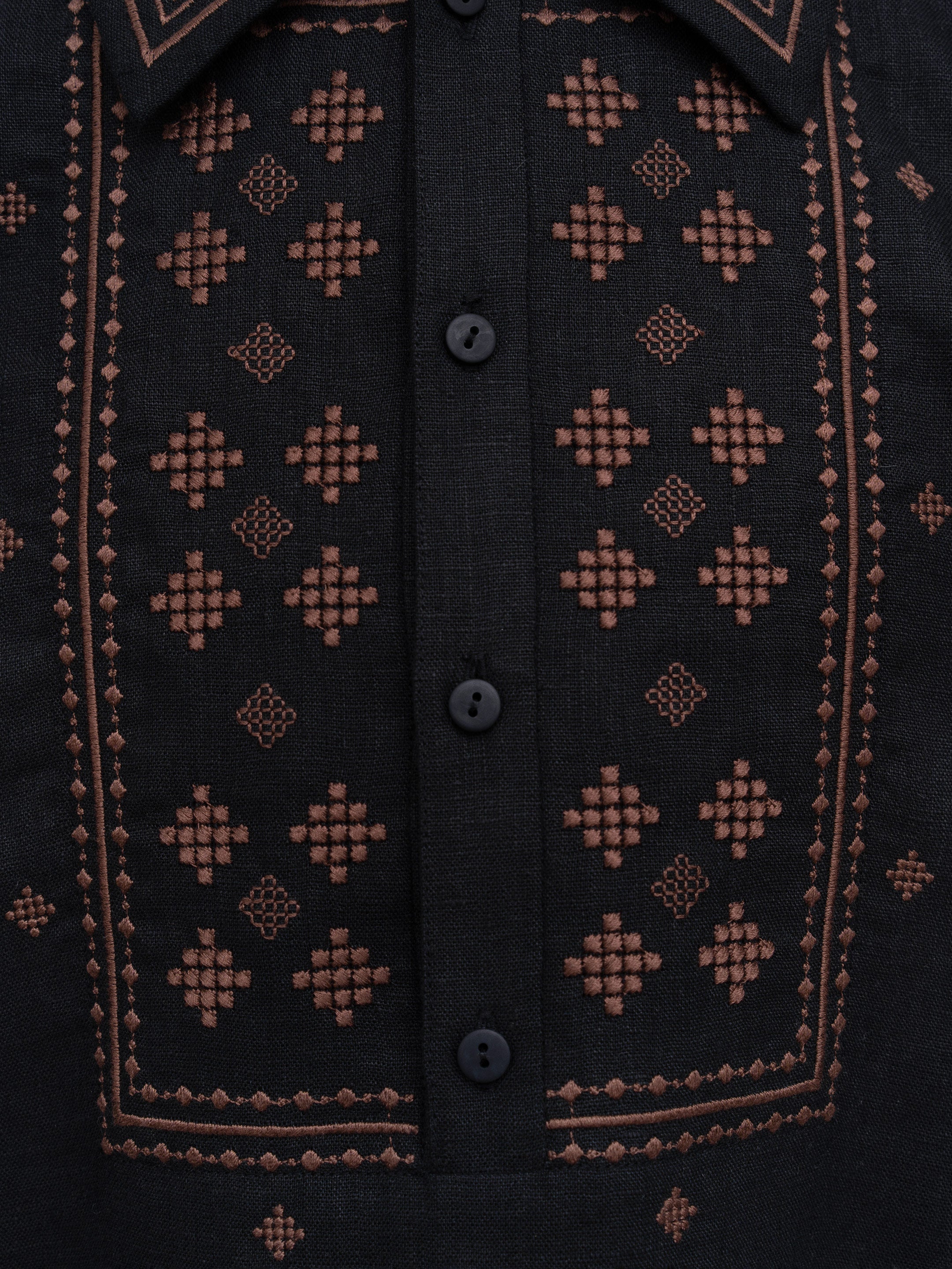 Вишиванка чоловіча "Тіен"