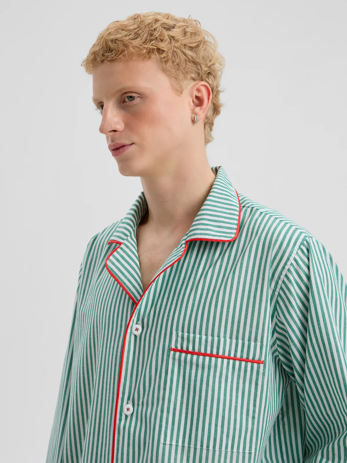 Піжамна сорочка в зелену смужку